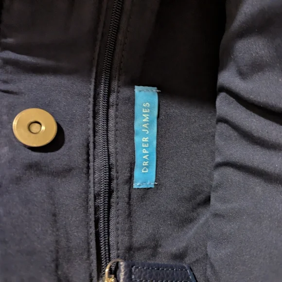 NWT Women's Draper James One Size Beige Straw Tote Bag with Navy Blue Scarf - Picture 3 of 5